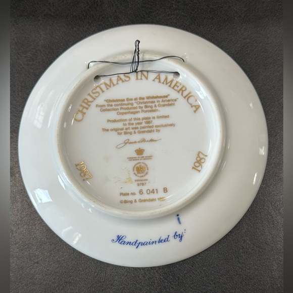 Christmas Eve at the Whitehouse. Bing and Grondahl 1987 plate - Picture 2 of 4